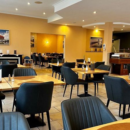 Park Hotel Fasanerie Neustrelitz Zewnętrze zdjęcie