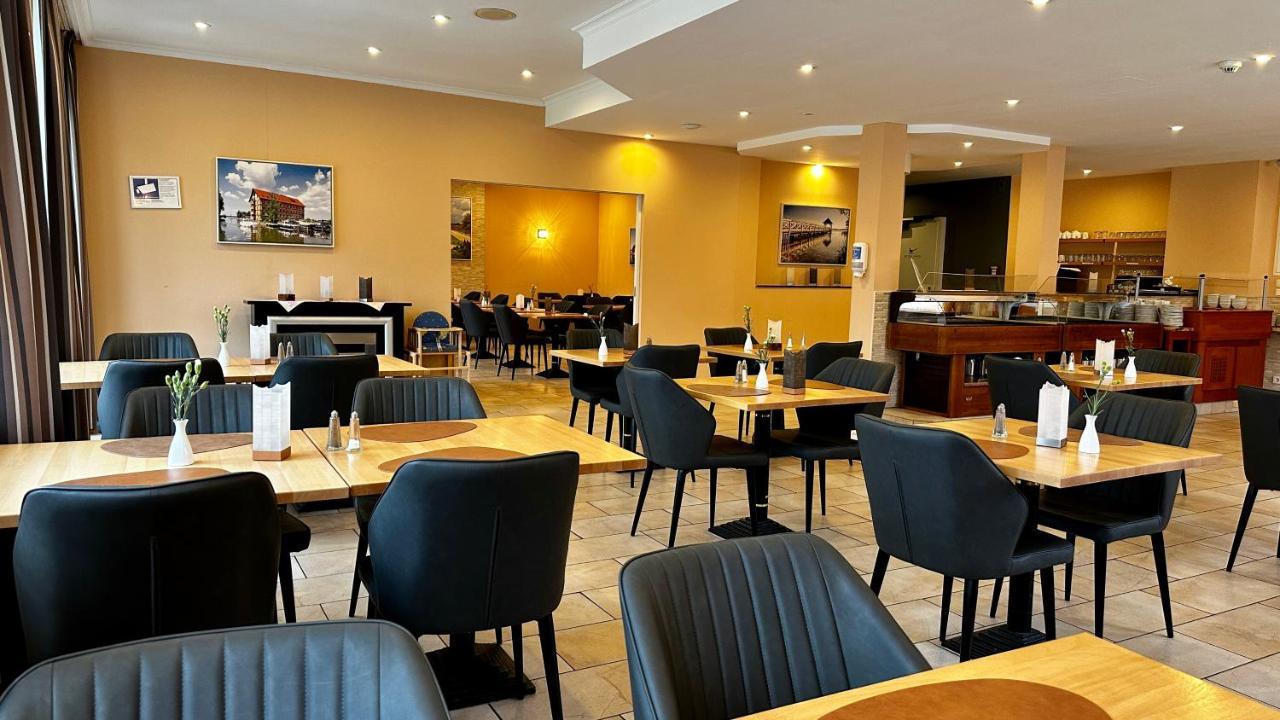 Park Hotel Fasanerie Neustrelitz Zewnętrze zdjęcie