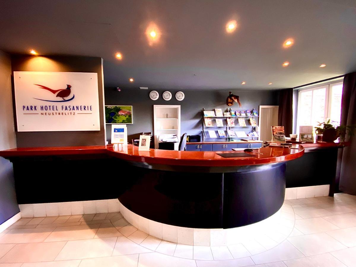 Park Hotel Fasanerie Neustrelitz Zewnętrze zdjęcie